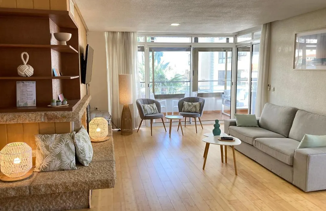 La Nogalera Modern And Spacious With Pool And Sea View
